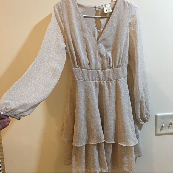 JAPNA FLOWEY RUFFLE DRESS! Hand made in INDIA - Picture 4 of 9